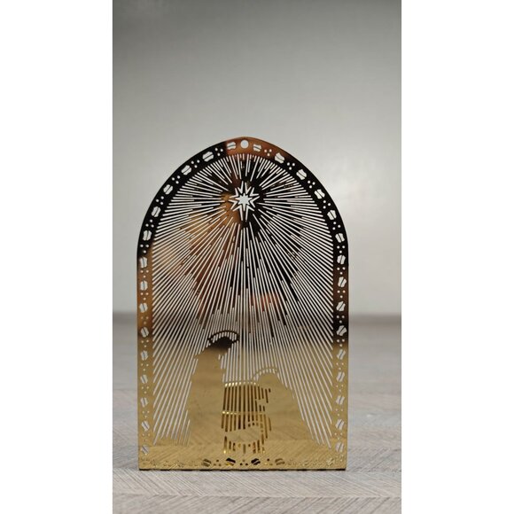 Vintage Gold-Plated Filigree Brass Candle Holder Christmas Nativity Scene Design - Picture 3 of 7